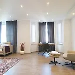Luxurioese 2,5 Zimmer Oase Komplett Ausgestattet In Top Lage